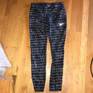 Dry fit Nike leggings. Size medium